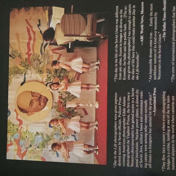 Coffee table book - Picture 5 of 6